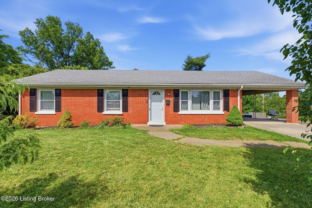 Photo of 105 Dundee Dr, Lexington, KY 40517 (MLS # 1717676)