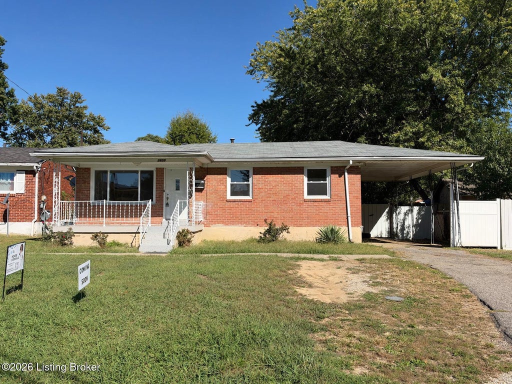 Photo of 3609 Templewood Dr, Louisville, KY 40219 (MLS # 1731061)