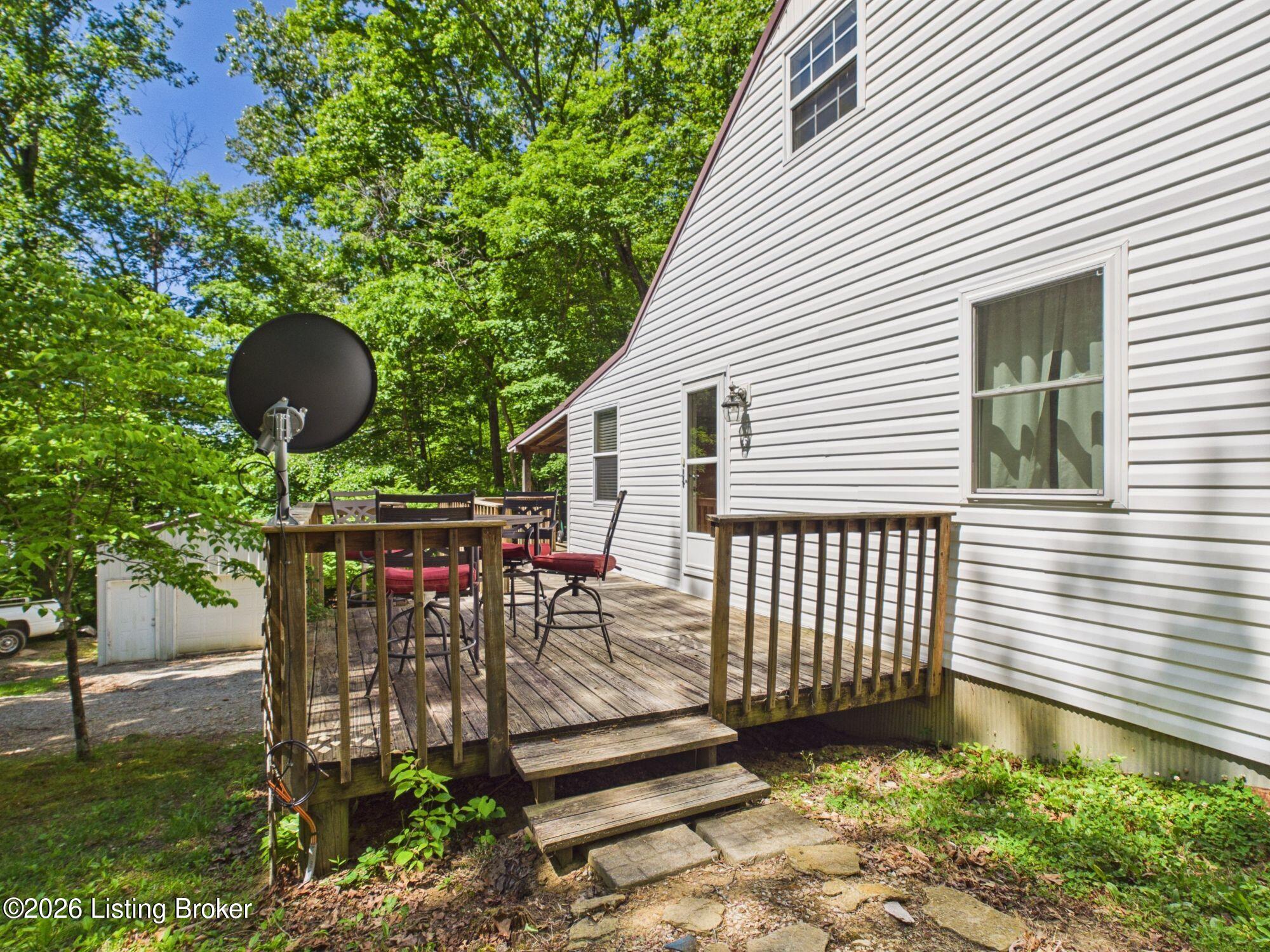 300 Trailwoods Ln