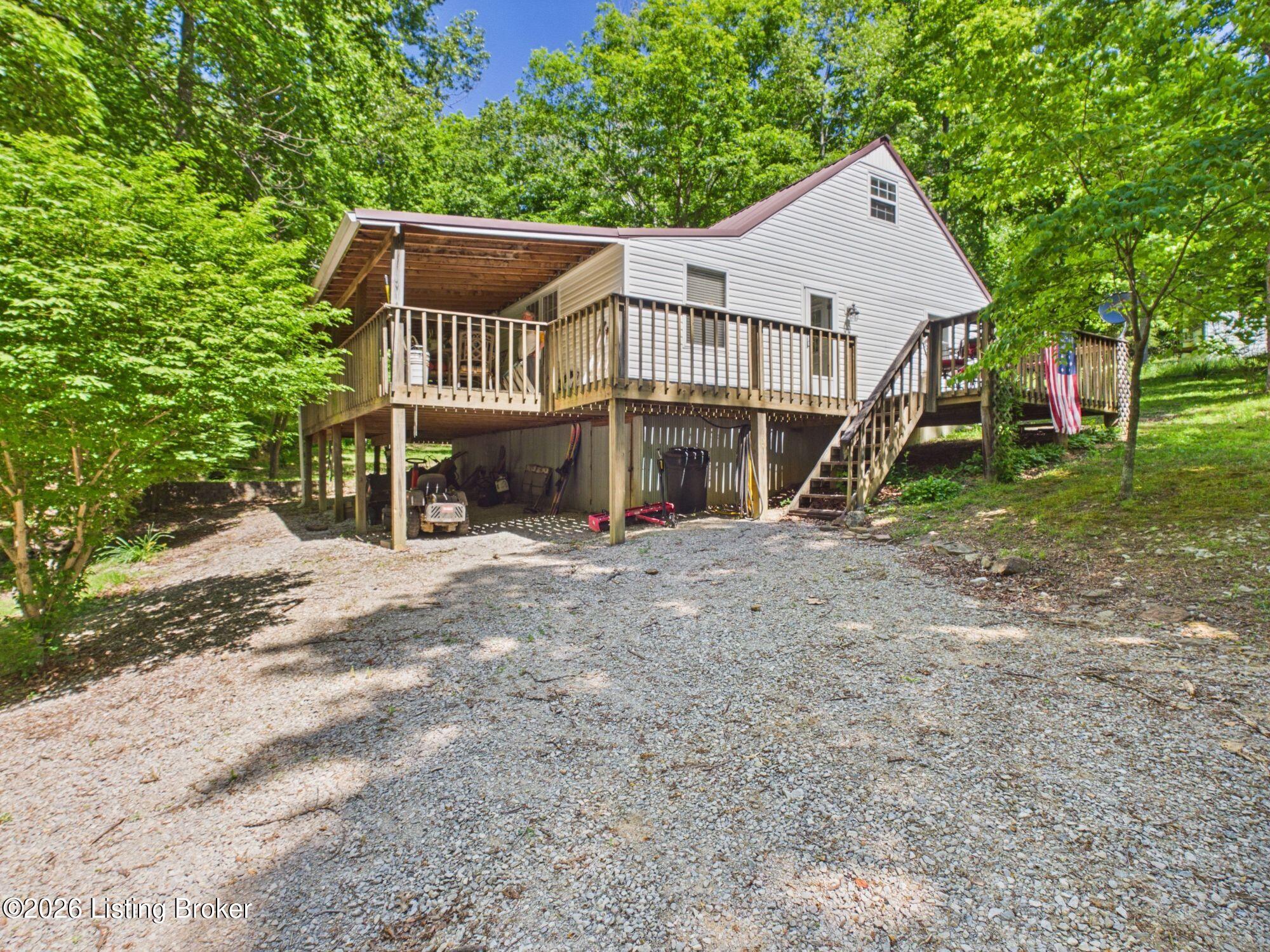 300 Trailwoods Ln