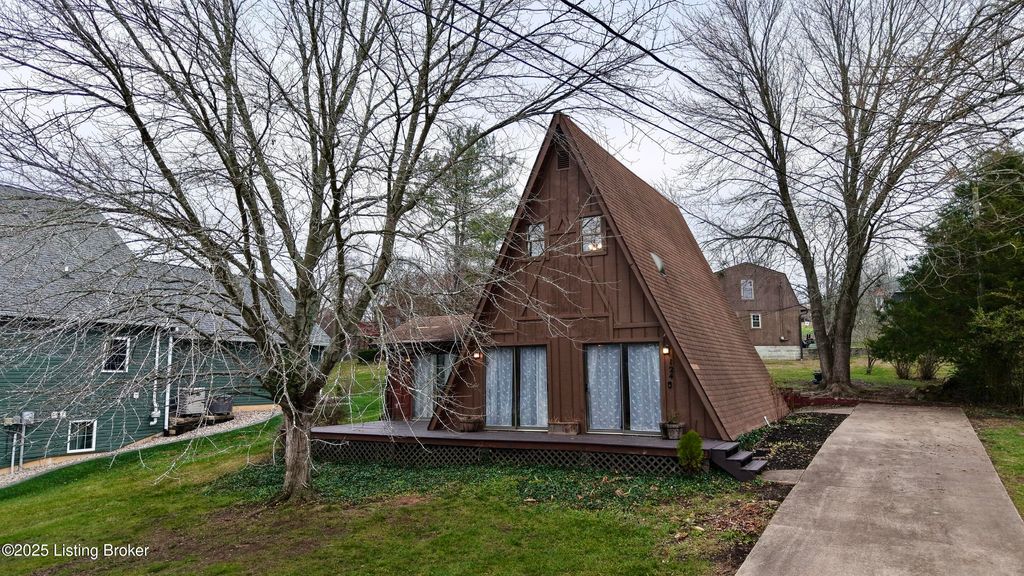 Photo of 124 Wingate Road Rd, Brandenburg, KY 40108 (MLS # 1704393)