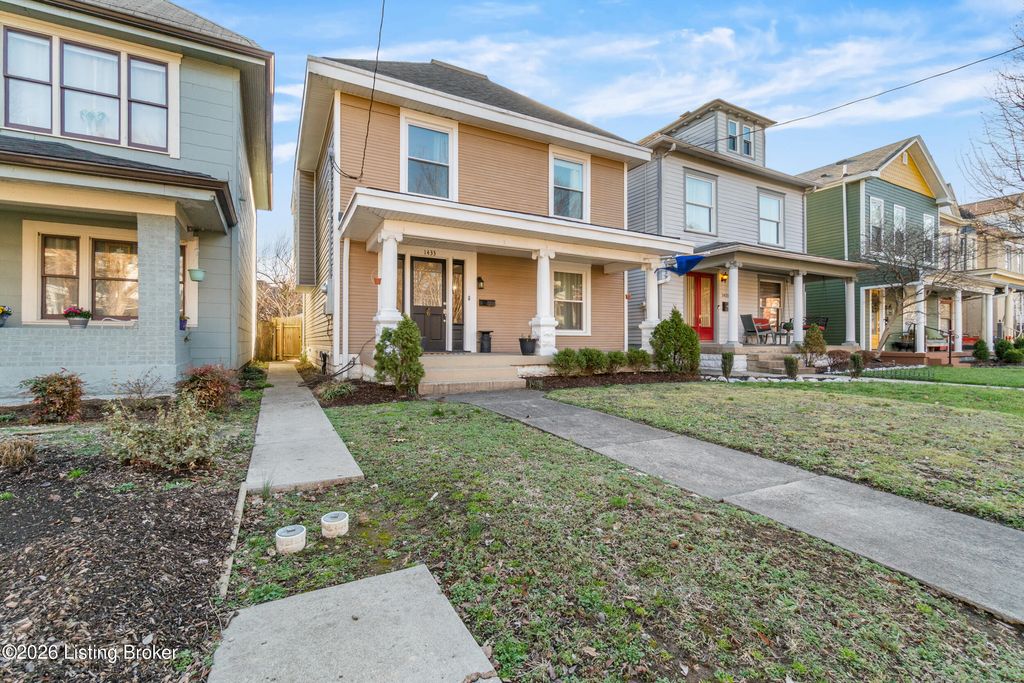 Photo of 1433 S 6th St, Louisville, KY 40208 (MLS # 1709566)