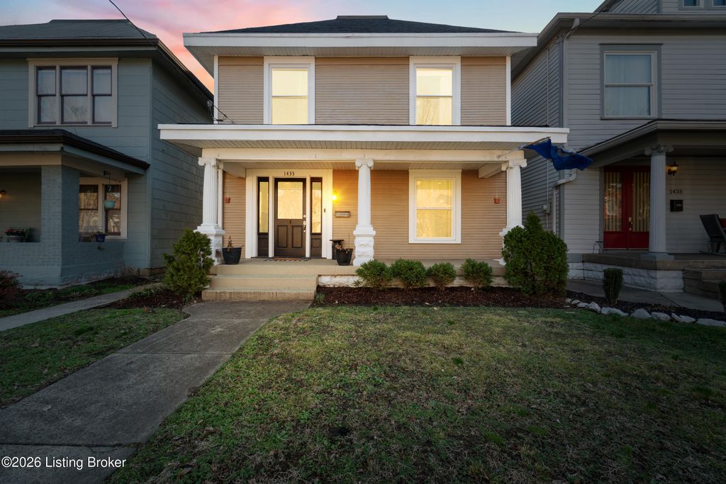 Photo of 1433 S 6th St, Louisville, KY 40208 (MLS # 1709566)