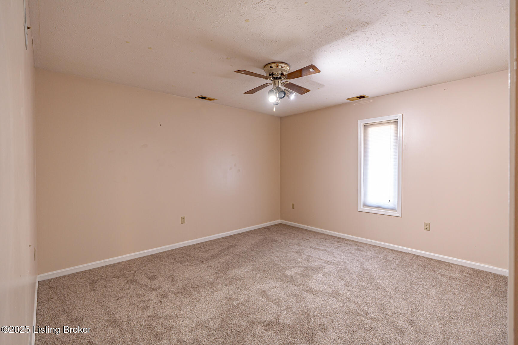 7320 Mayrow Dr, Louisville, Kentucky image 40