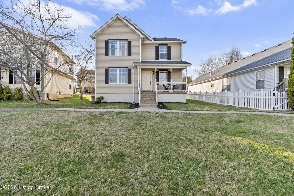 Photo of 6609 Glastonburg Ln, Louisville, KY 40291 (MLS # 1711209)