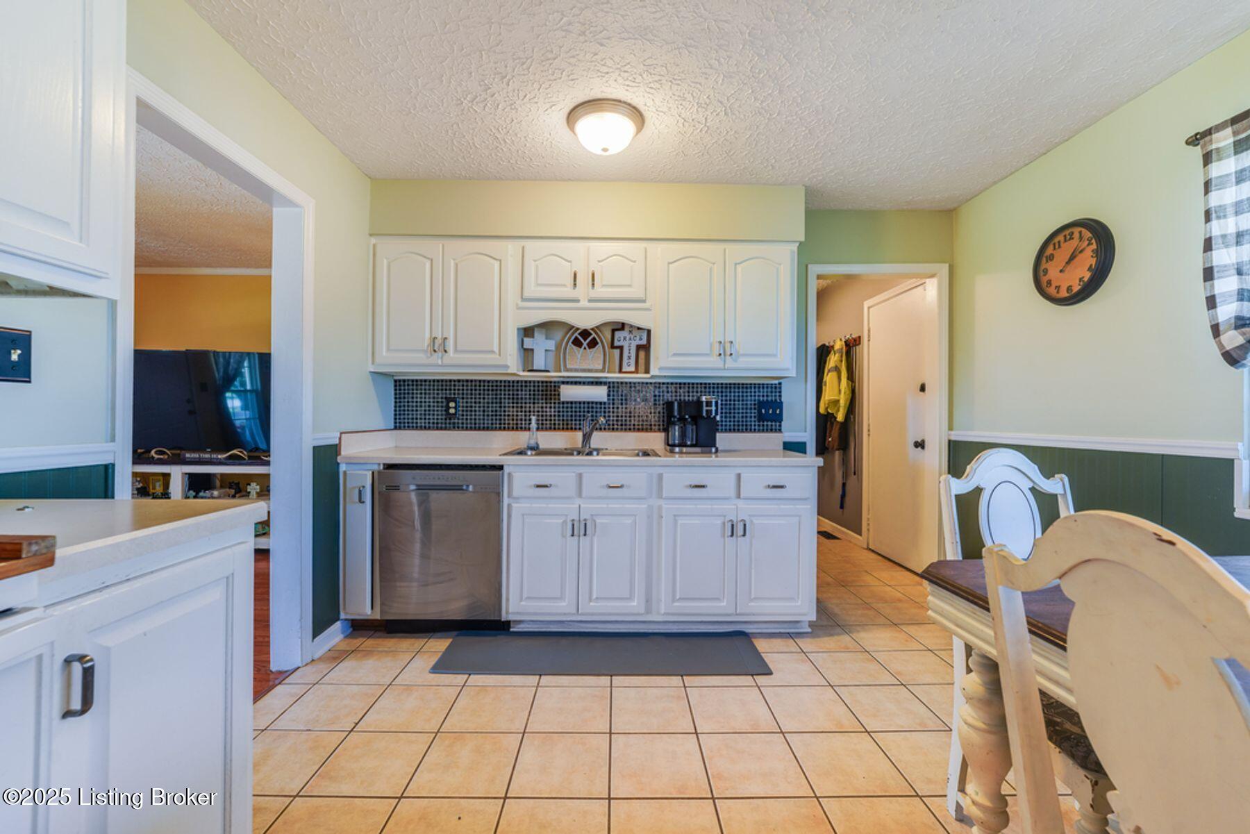 206 Winchester Dr, Mt Washington, Kentucky image 10