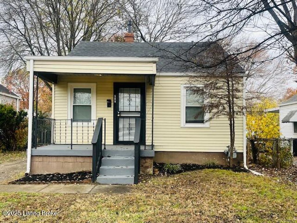 Photo of 717 Gheens Ave, Louisville, KY 40214 (MLS # 1703752)