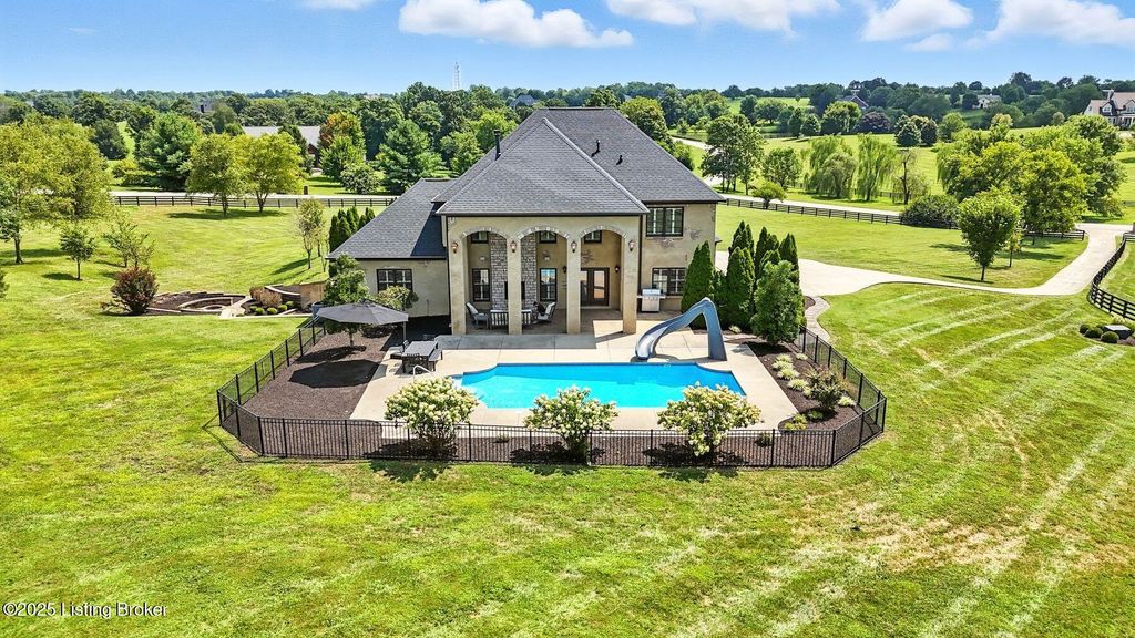 Photo of 1058 Majestic Oaks Way, Simpsonville, KY 40067 (MLS # 1705018)