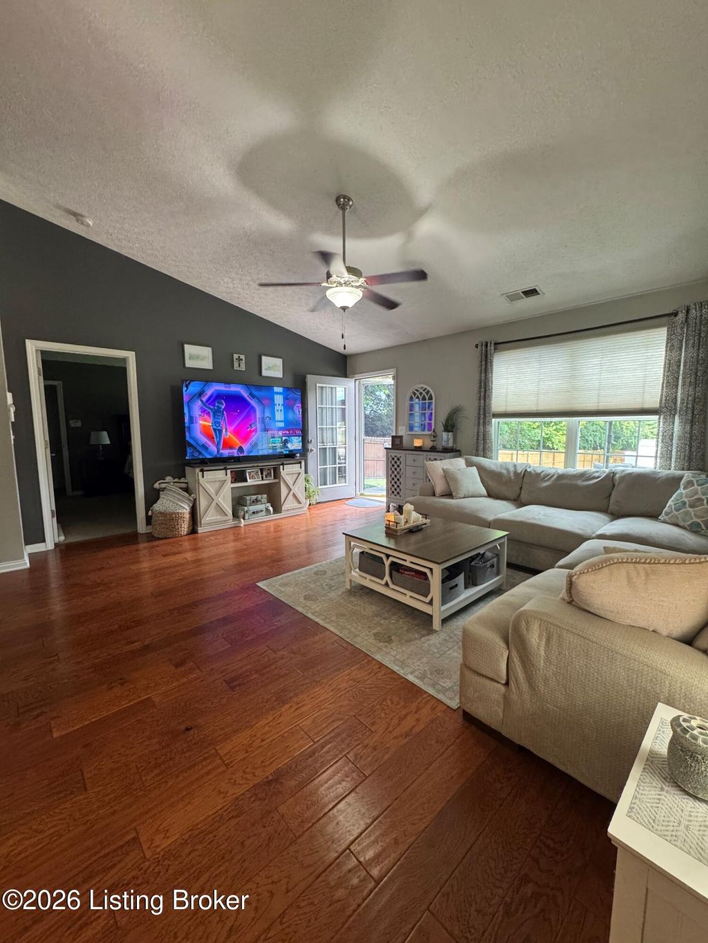 Photo of 341 Tipperary Crossing, Shelbyville, KY 40065 (MLS # 1723110)