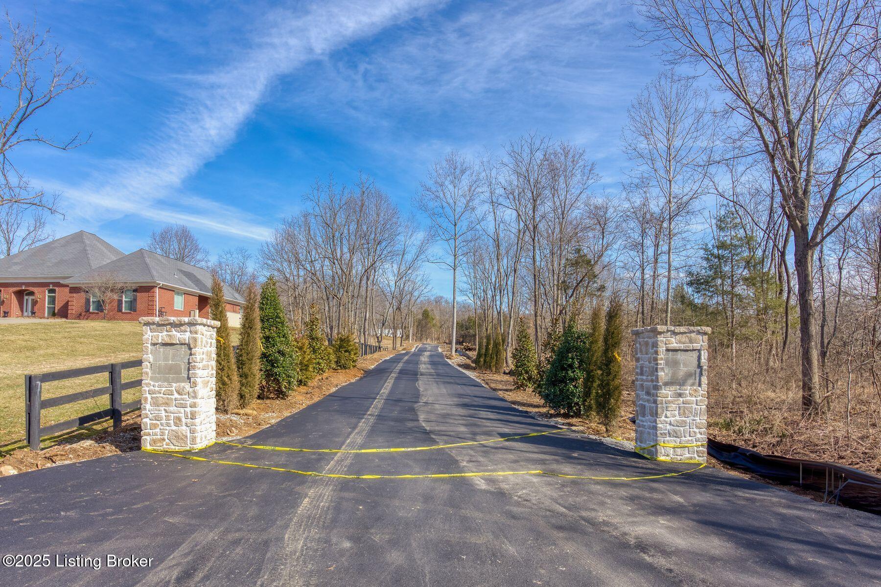 3 Bainsley Ln, Pewee Valley, Kentucky image 1