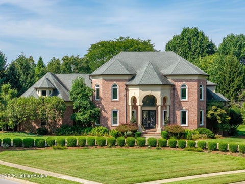 Photo of 213 Mockingbird Gardens Dr, Louisville, KY 40207 (MLS # 1732580)