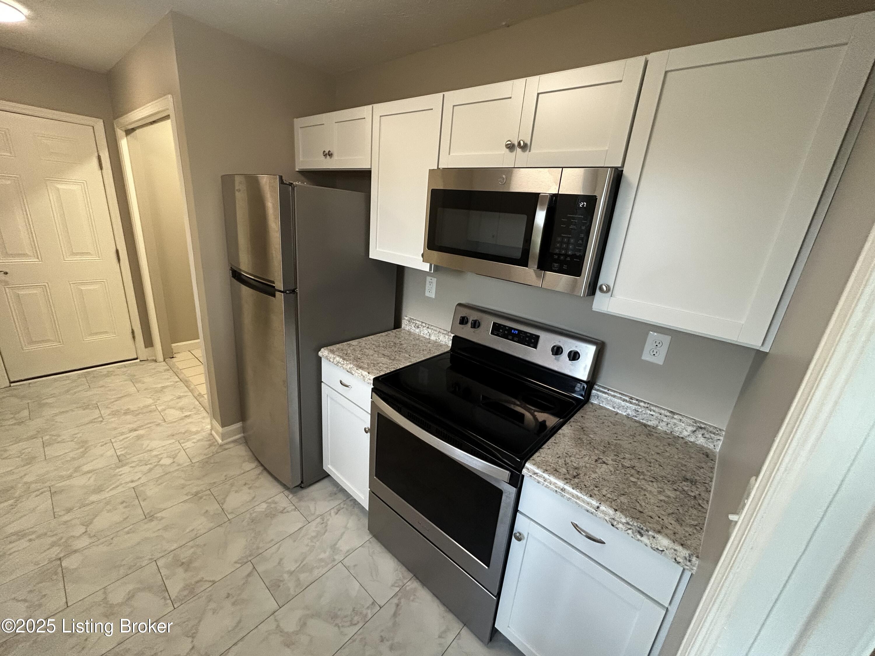 2983 Mt Eden Rd, Shelbyville, Kentucky image 7