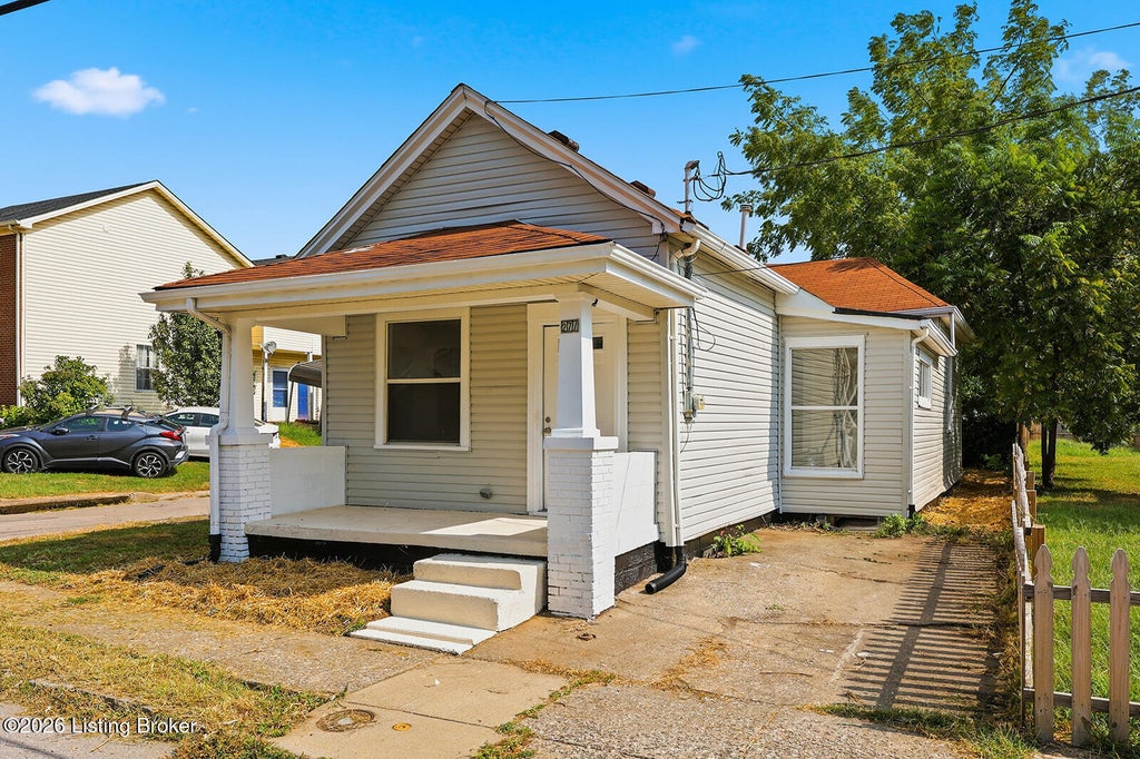 Photo of 271 E Fourth St, Lexington, KY 40508 (MLS # 1729019)