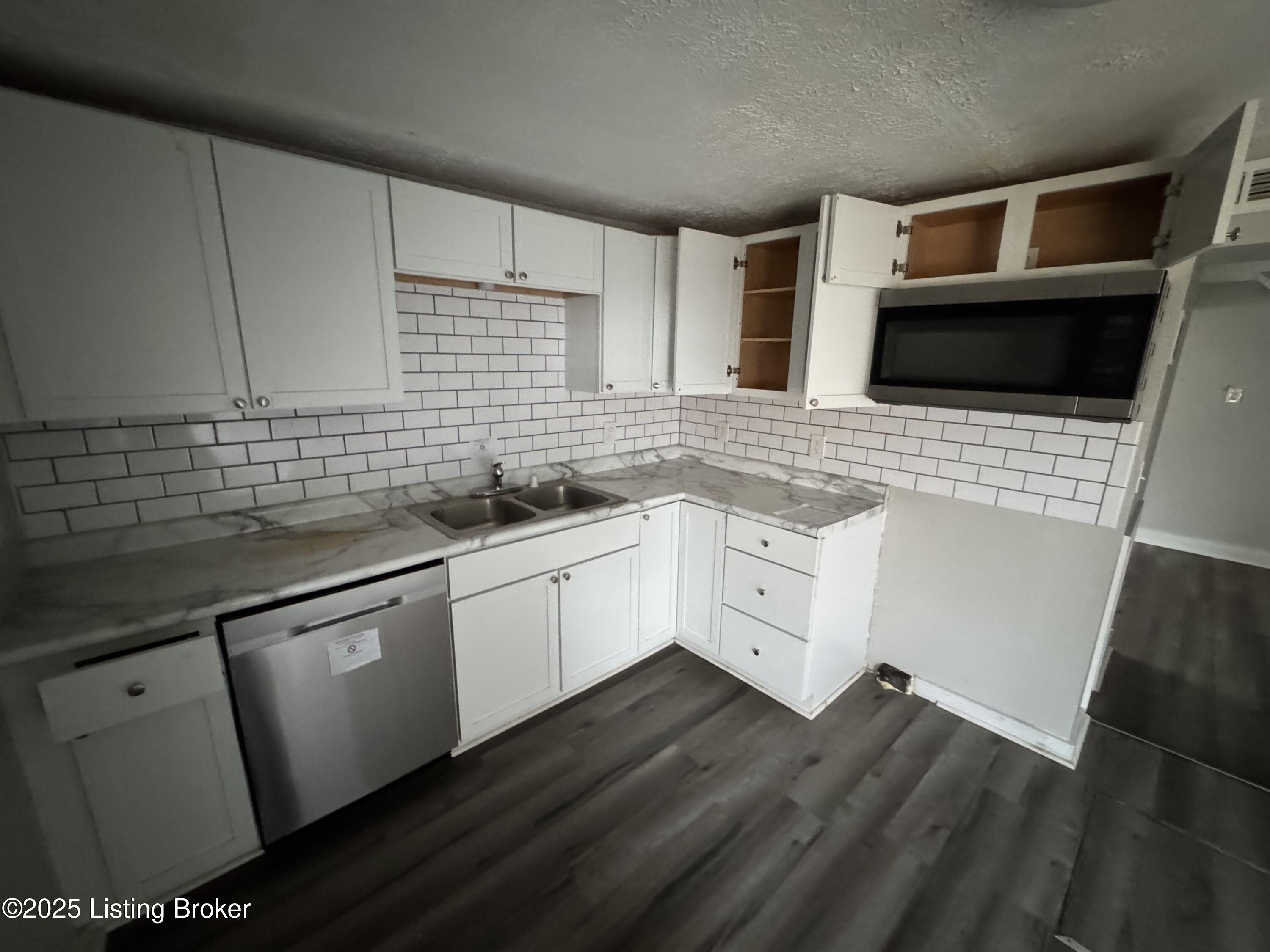 212 N 18th St, Louisville, Kentucky image 4