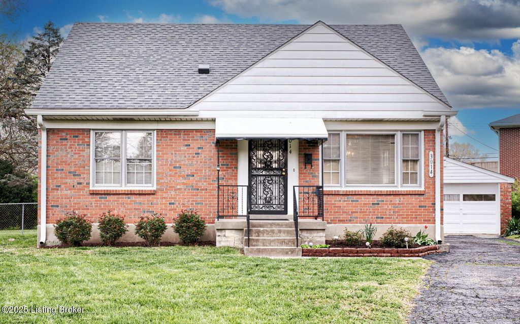 Photo of 3014 Nadina Dr, Louisville, KY 40220 (MLS # 1706029)