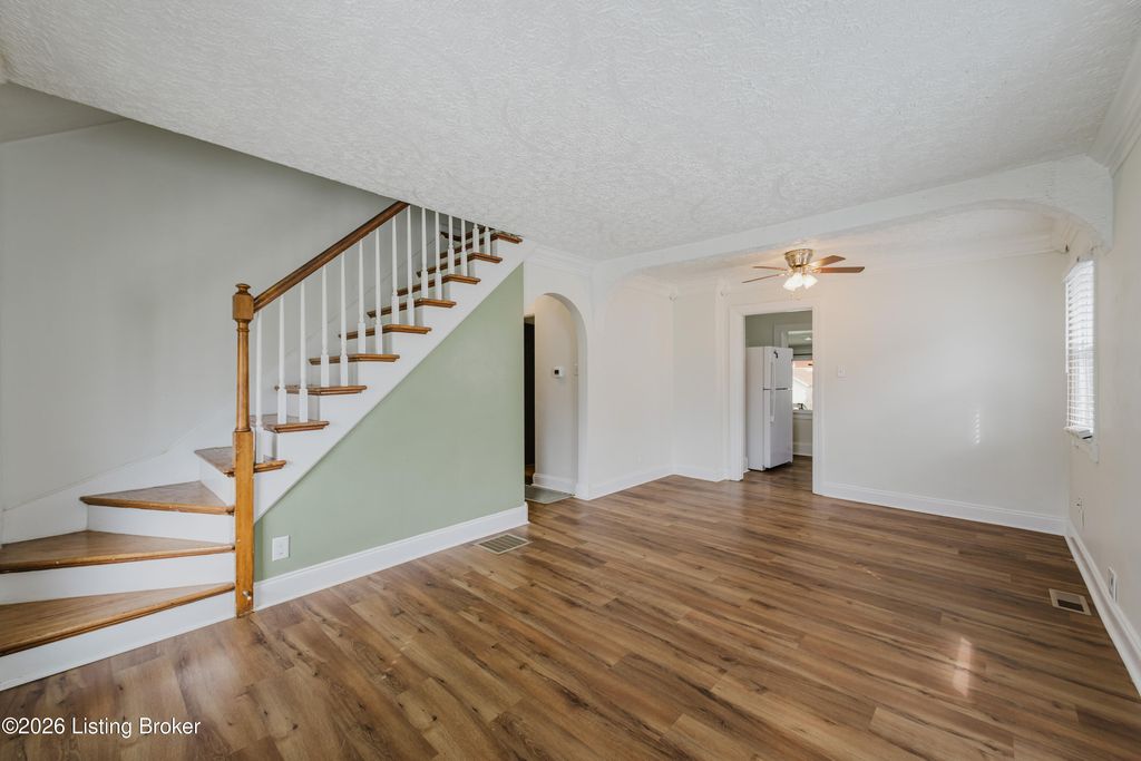 Photo of 519 Compton St, Louisville, KY 40208 (MLS # 1711388)