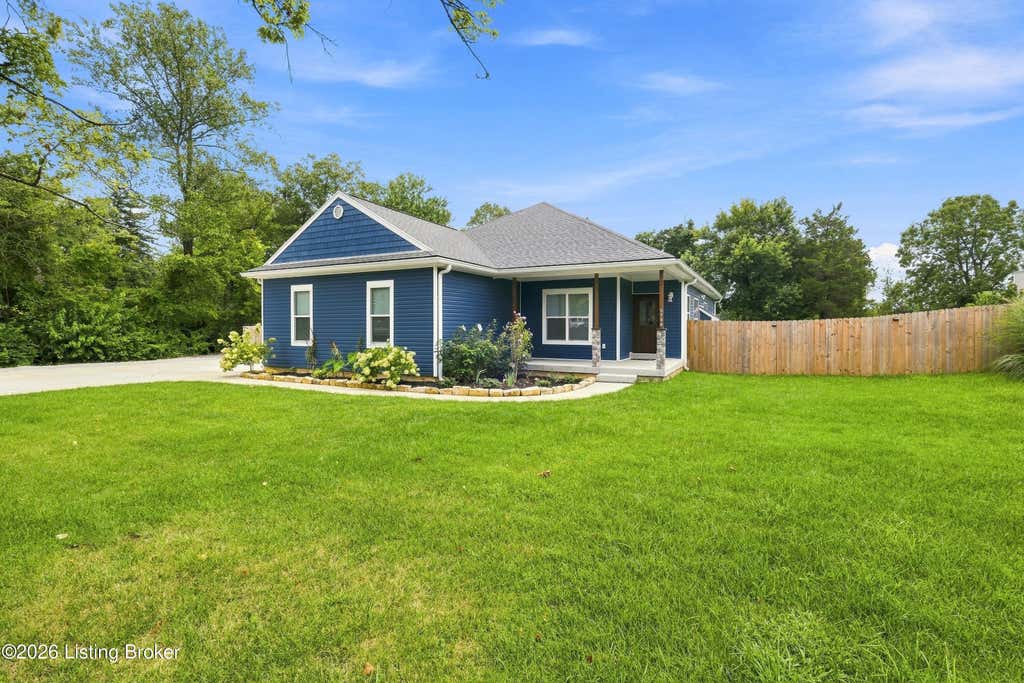Photo of 5700 Old Floydsburg Rd, Crestwood, KY 40014 (MLS # 1727036)