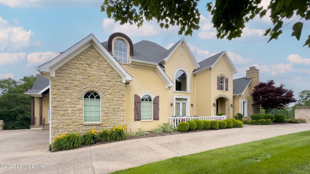 Photo of 5905 Mt Pleasant Dr, Prospect, KY 40059 (MLS # 1689106)