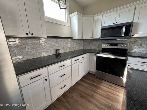 Tiny photo for 2417 Bank St, Louisville, KY 40212 (MLS # 1706146)