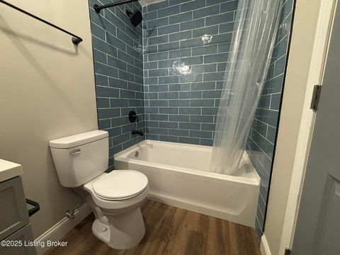 Tiny photo for 2417 Bank St, Louisville, KY 40212 (MLS # 1706146)