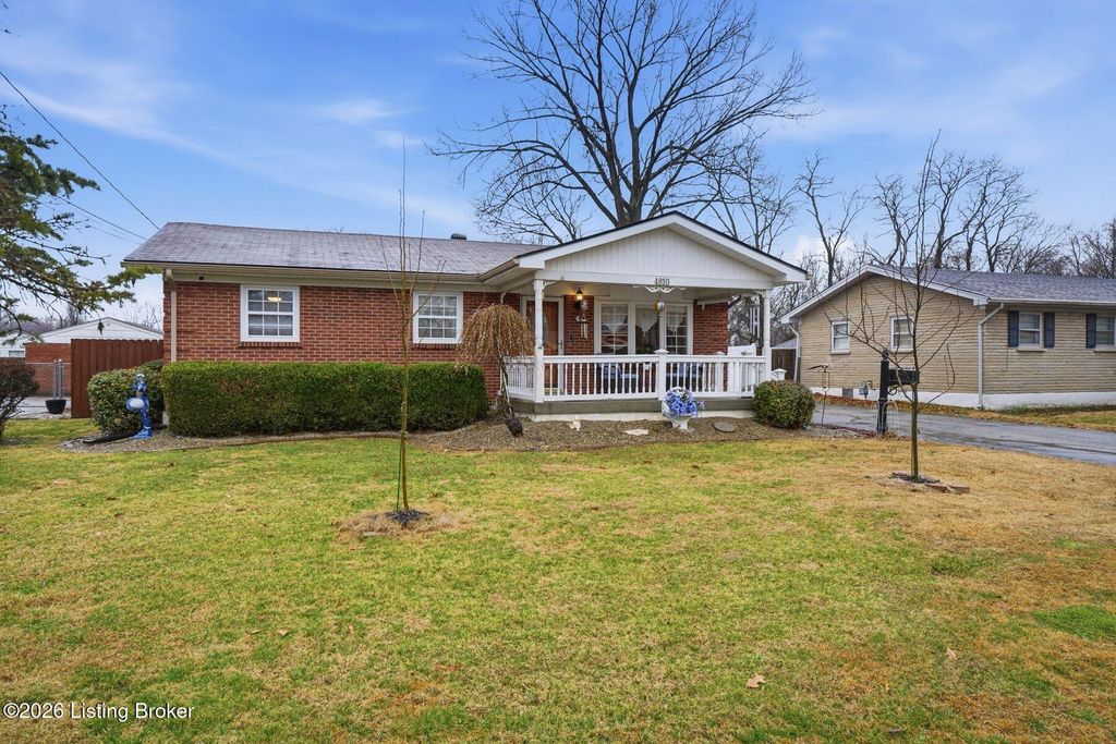 Photo of 4810 Goepper Rd, Louisville, KY 40258 (MLS # 1710562)
