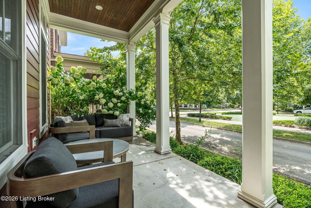 Photo of 10803 Jimson St, Prospect, KY 40059 (MLS # 1715384)