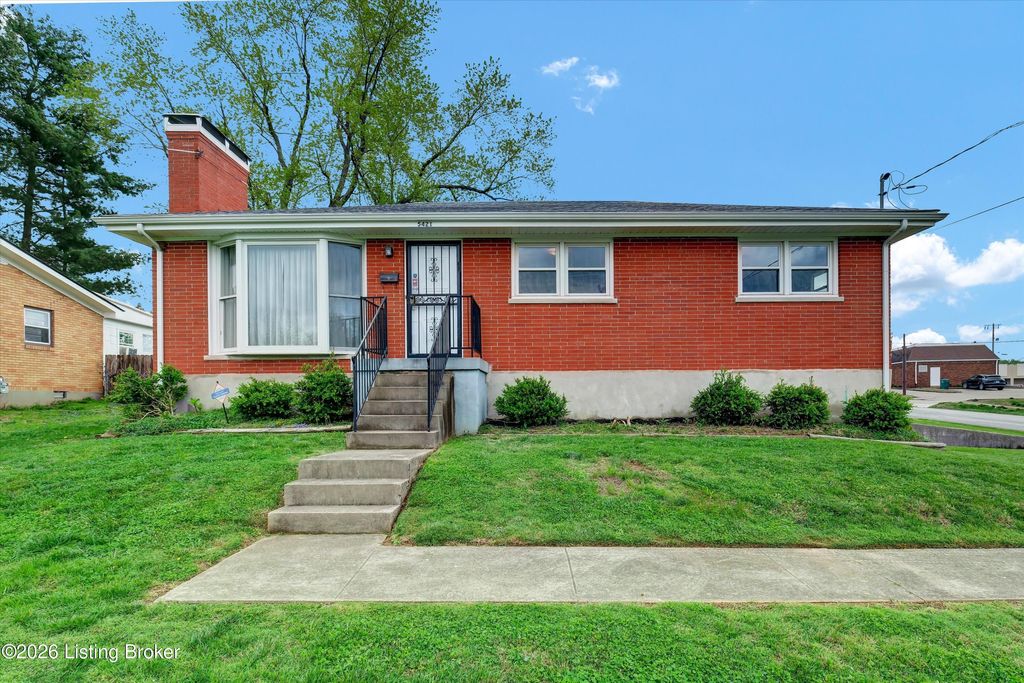 Photo of 5421 Layne Rd, Louisville, KY 40219 (MLS # 1713657)