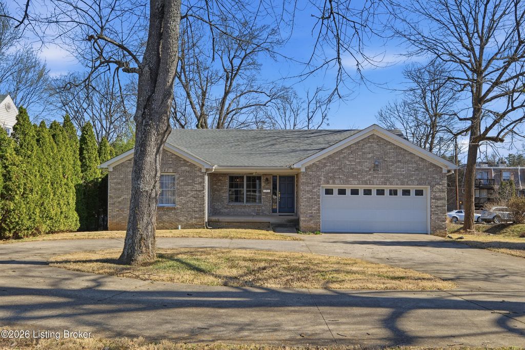 Photo of 3074 University Rd, Louisville, KY 40206 (MLS # 1711308)