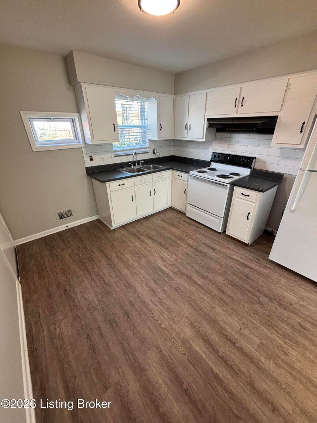 Photo of 3007 Pamela Way #1, Louisville, KY 40220 (MLS # 1714216)