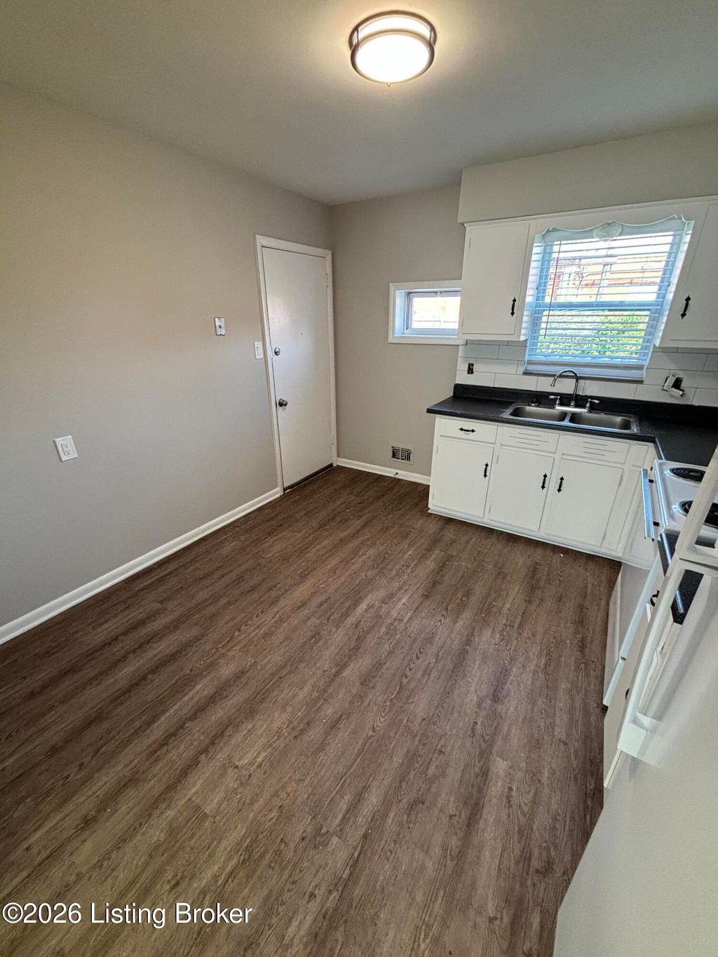 Photo of 3007 Pamela Way #1, Louisville, KY 40220 (MLS # 1714216)