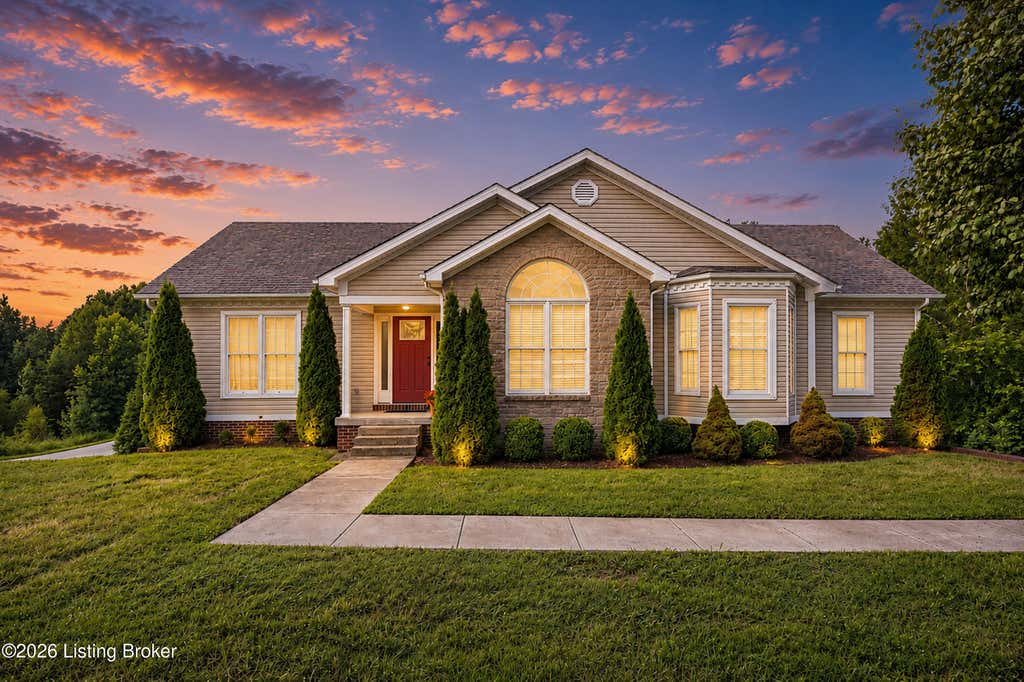 Photo of 2001 Haven Oak Ct, New Haven, KY 40051 (MLS # 1724754)