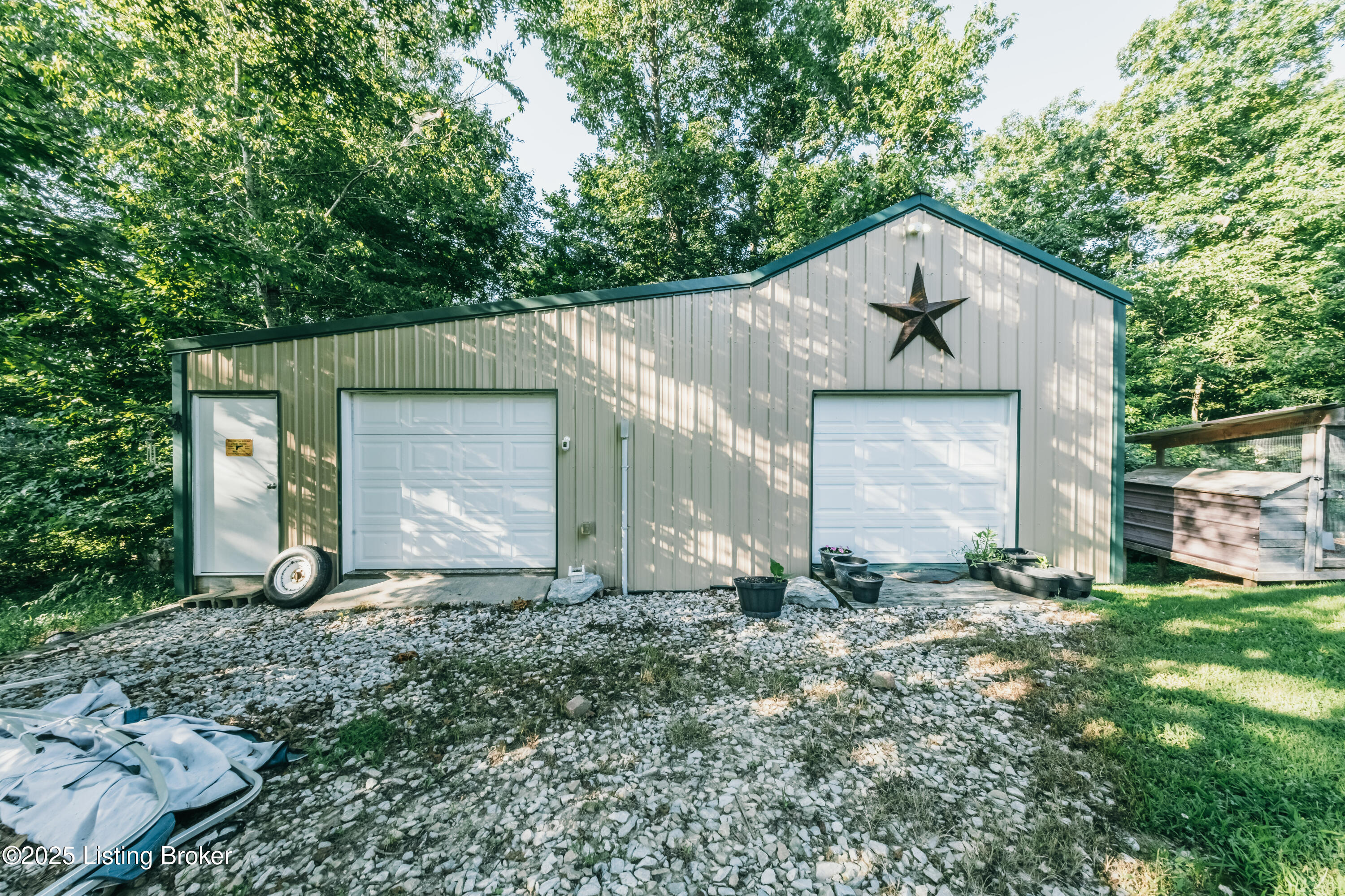 380 N Cave Springs Rd