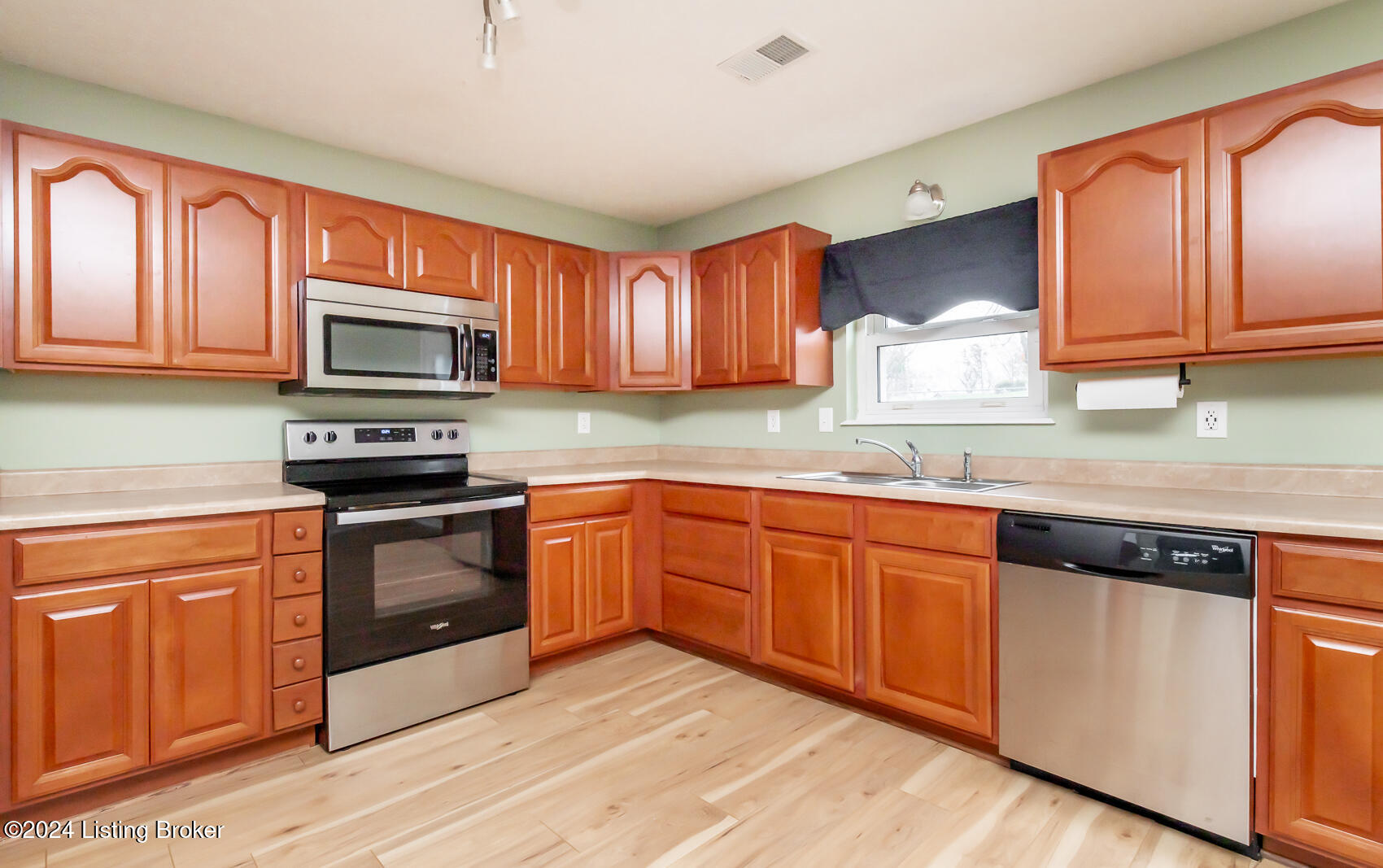 103 Morninglory Ct, Radcliff, Kentucky image 7