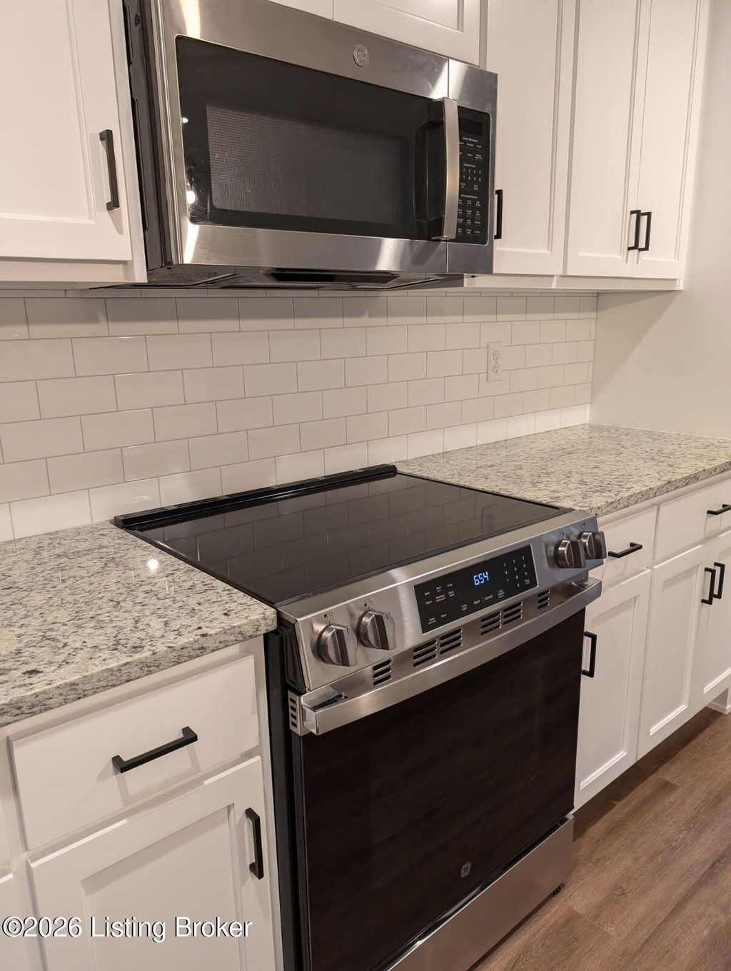 Photo of 1018 Ray Wimsett Blvd #10B, Bardstown, KY 40004 (MLS # 1707654)