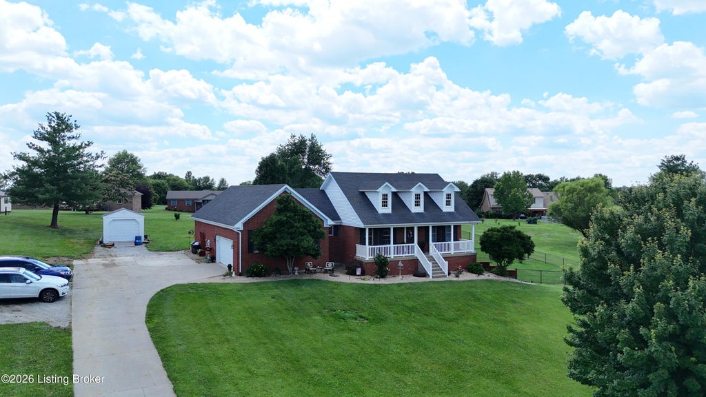 Photo of 1028 Eagle Pass, Bardstown, KY 40004 (MLS # 1721405)