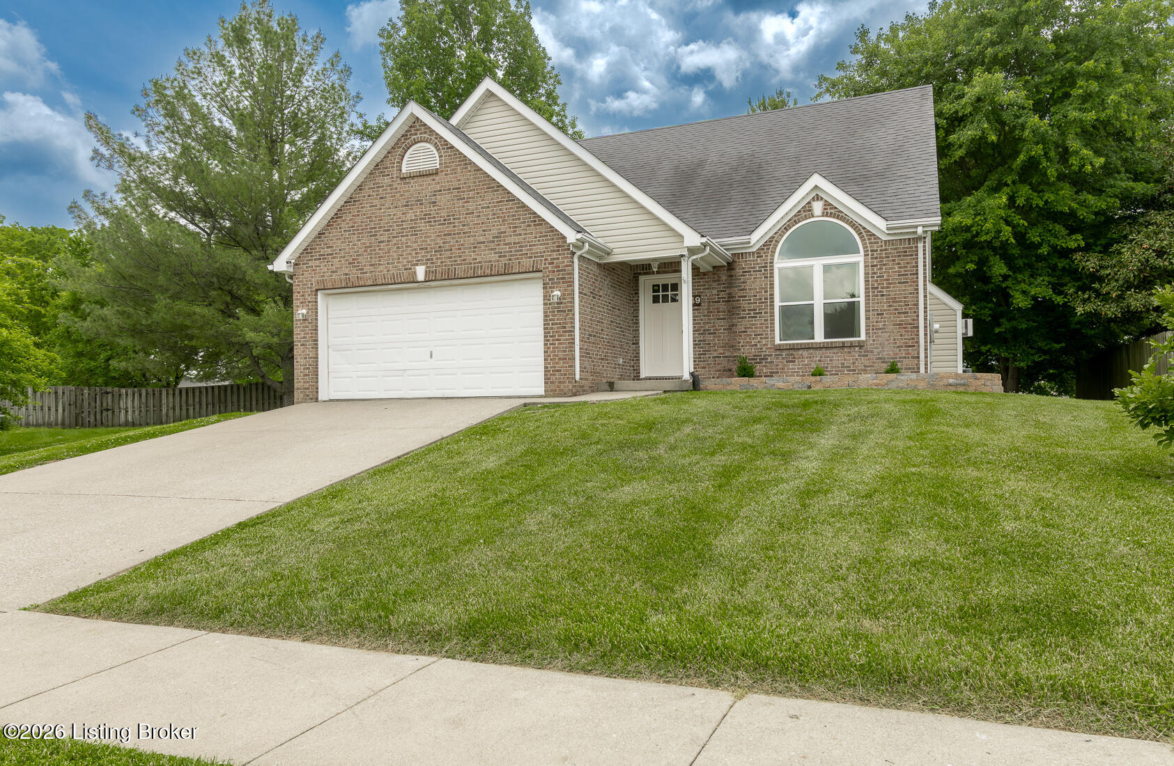 49 N Country Dr