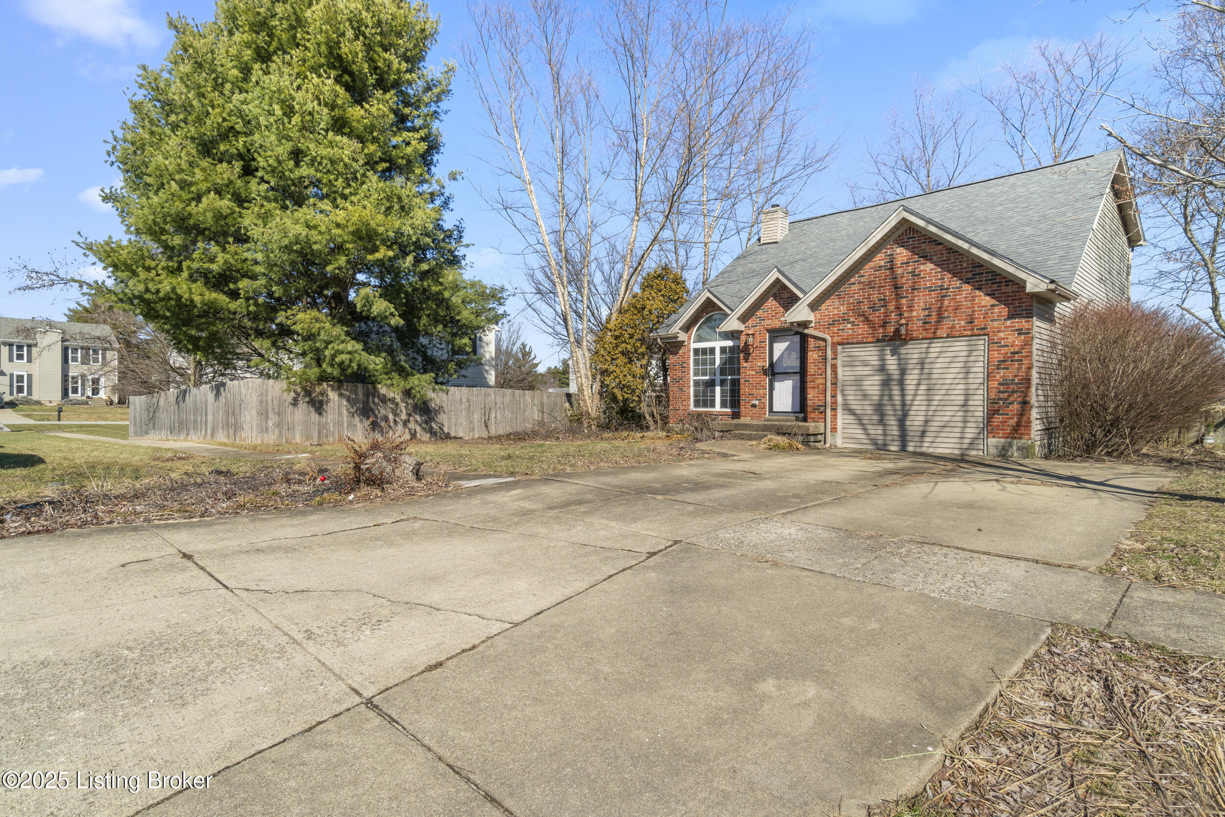 1401 Maple Ridge Ct, Simpsonville, Kentucky image 3