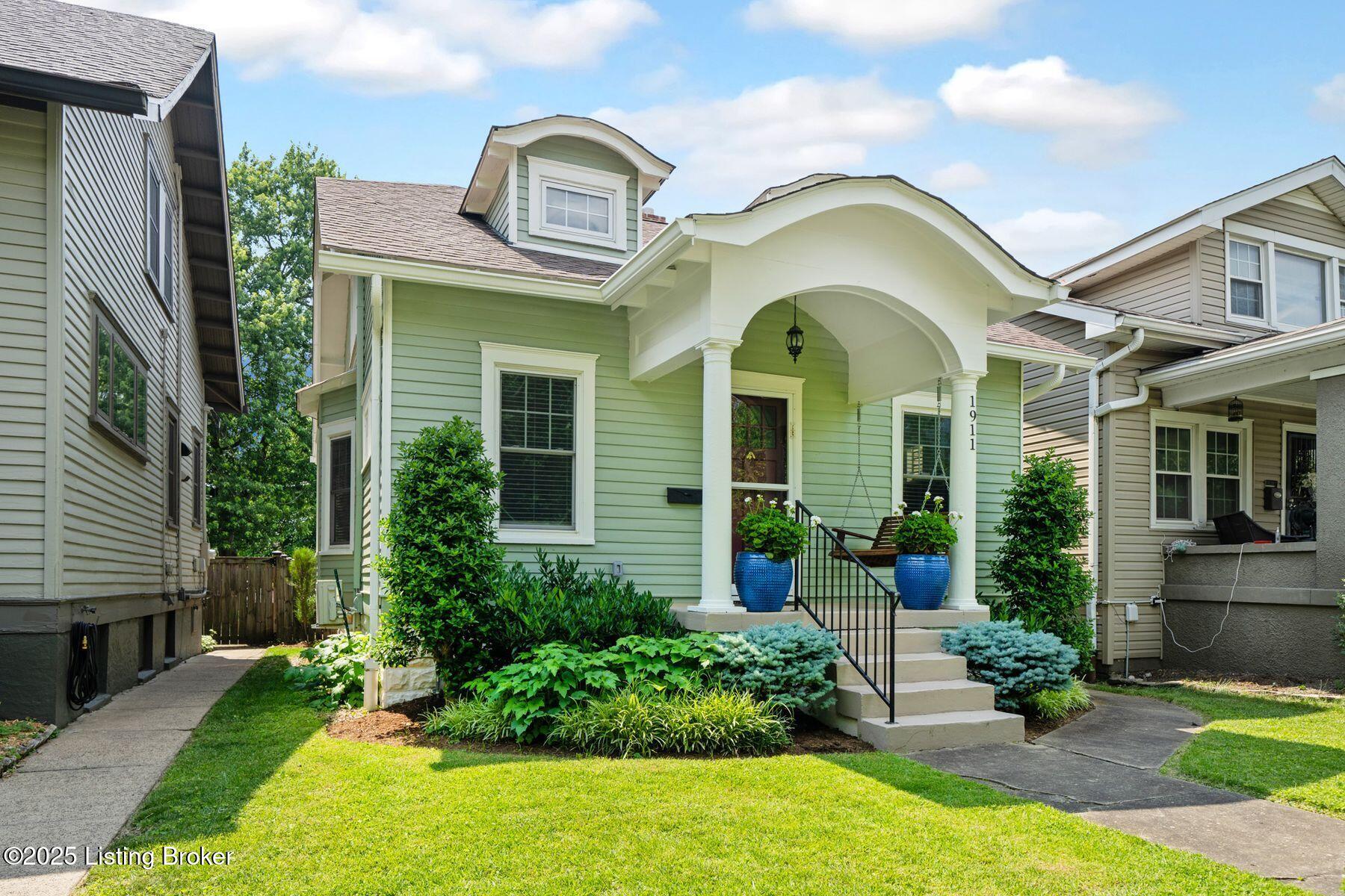 1911 Woodbourne Ave, Louisville, Pennsylvania image 4