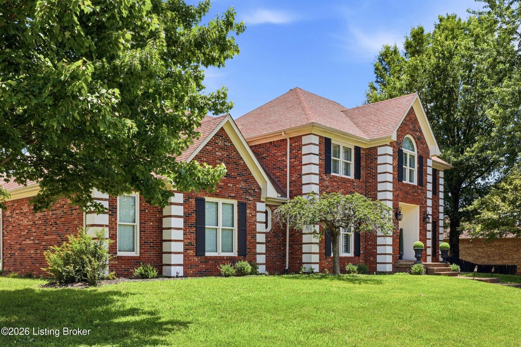 Photo of 4201 Bryant Park Dr, Louisville, KY 40299 (MLS # 1721475)