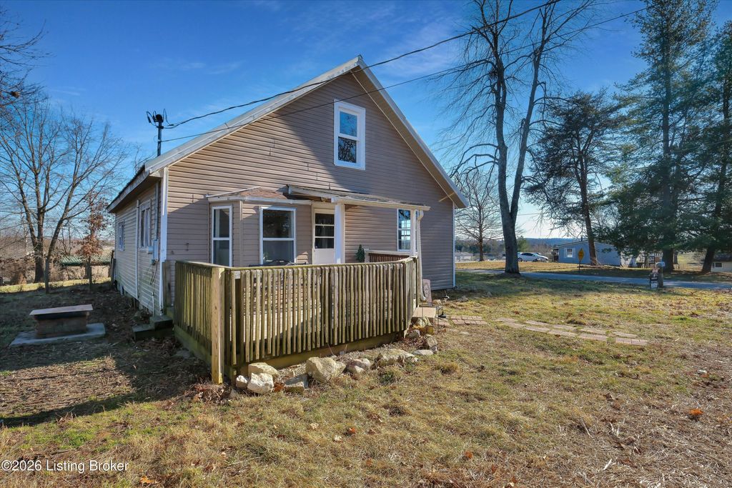 Photo of 130 Bruner Rd, Brandenburg, KY 40108 (MLS # 1706807)