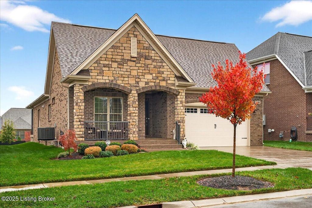 Photo of 1290 Coolhouse Way, Louisville, KY 40223 (MLS # 1704660)