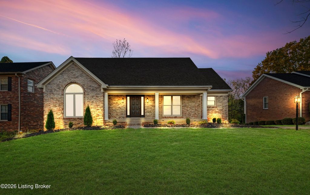 Photo of 508 Nickleby Way, Louisville, KY 40245 (MLS # 1707362)