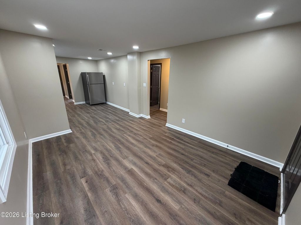 Photo of 3366 Peachtree Ave, Louisville, KY 40215 (MLS # 1708679)