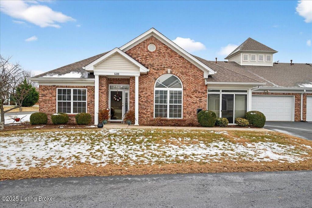 Photo of 6400 Rivers End Dr, Louisville, KY 40258 (MLS # 1703958)