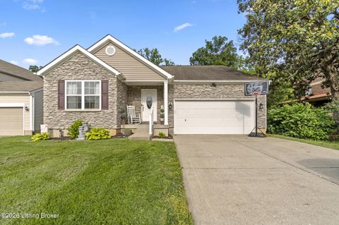Photo of 5109 Bannon Crossings Dr, Louisville, KY 40218 (MLS # 1707938)