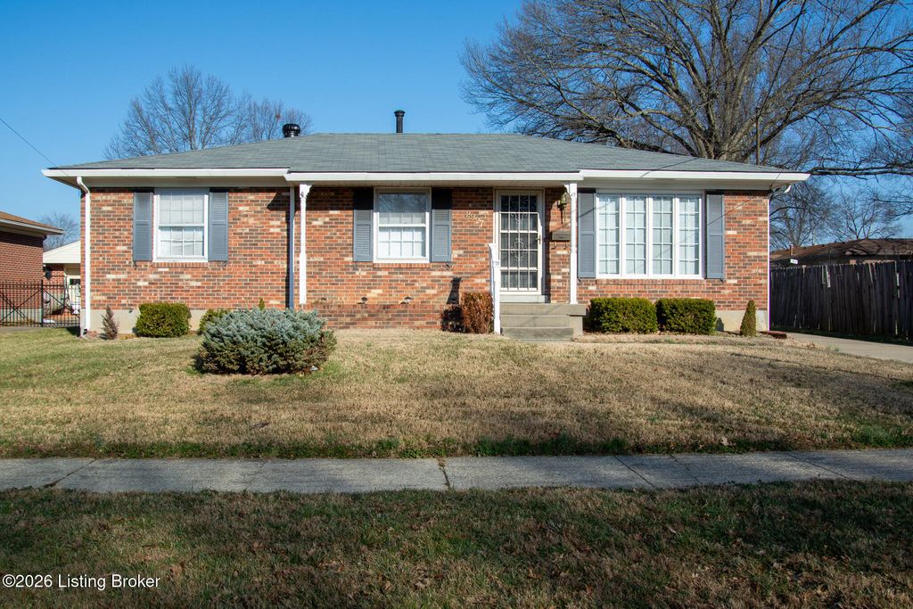 Photo of 2827 Pomeroy Dr, Louisville, KY 40218 (MLS # 1710536)