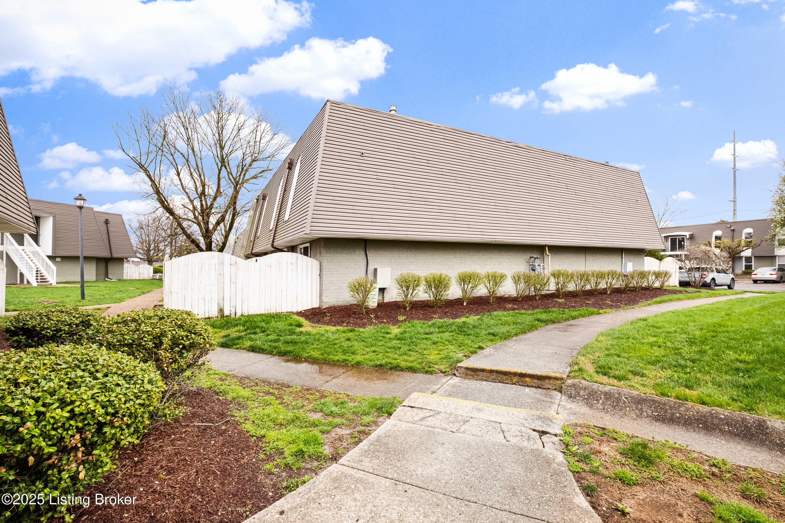 217 La Fontenay Ct, Louisville, Kentucky image 27
