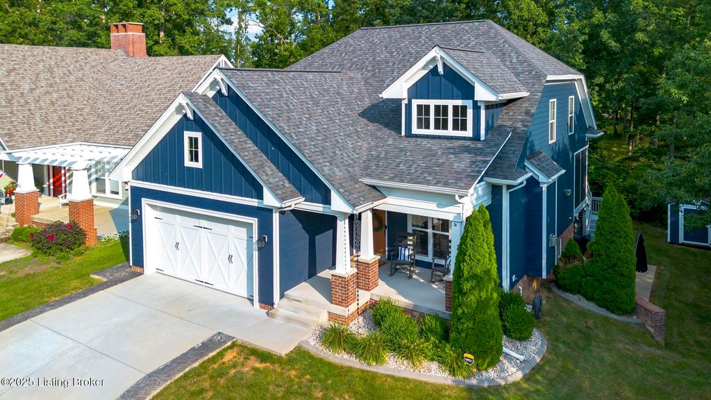 Photo of 919 Artisan Pkwy, La Grange, KY 40031 (MLS # 1697162)