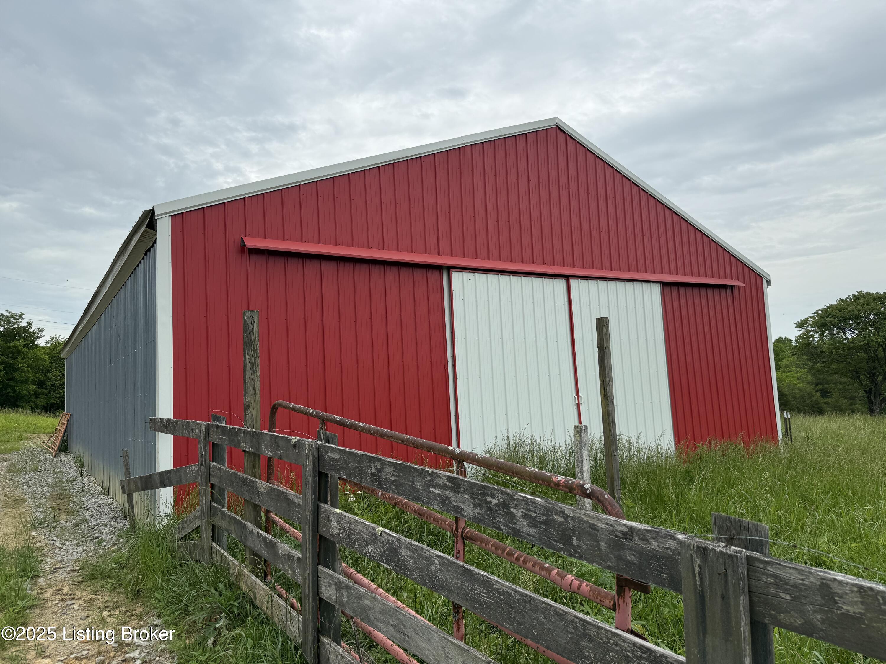 3940 Tick Creek Rd, Springfield, Pennsylvania image 3