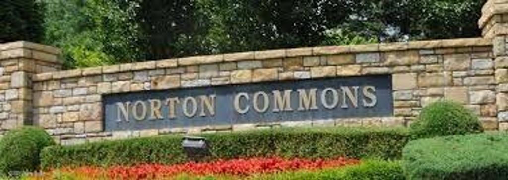 Photo of 10605 Meeting St #UNIT 207, Prospect, KY 40059 (MLS # 1705726)